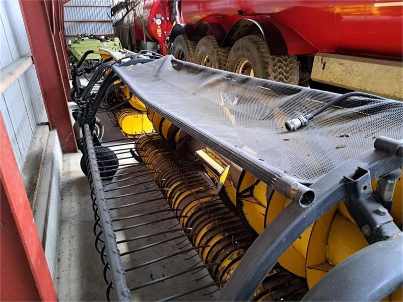 Техника для сенозаготовки New Holland 283 Græs pick-up: фото 6 Техника для сенозаготовки New Holland 283 Græs pick-up: фото 6