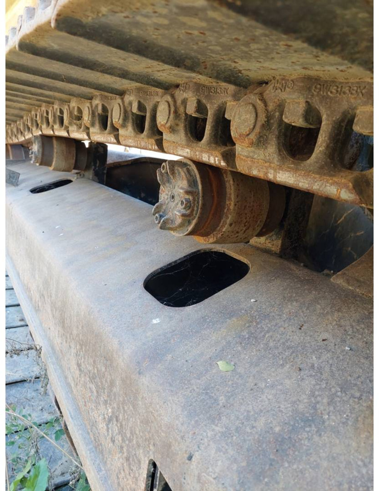 Гусеничный экскаватор CAT 320EL: фото 9