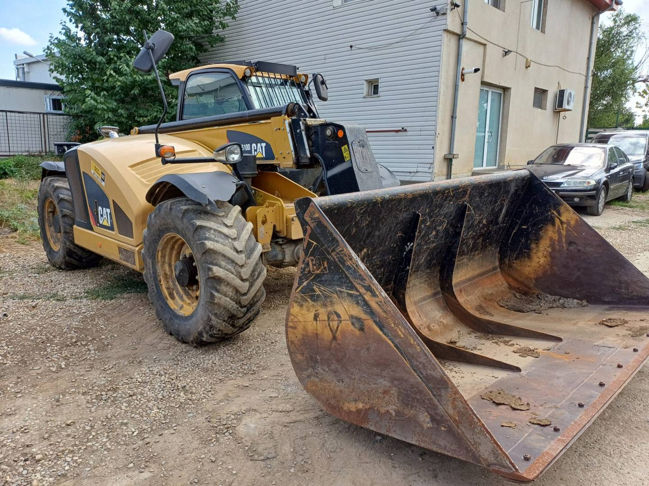 CAT TH3510D - Телескопический погрузчик: фото 2 CAT TH3510D - Телескопический погрузчик: фото 2
