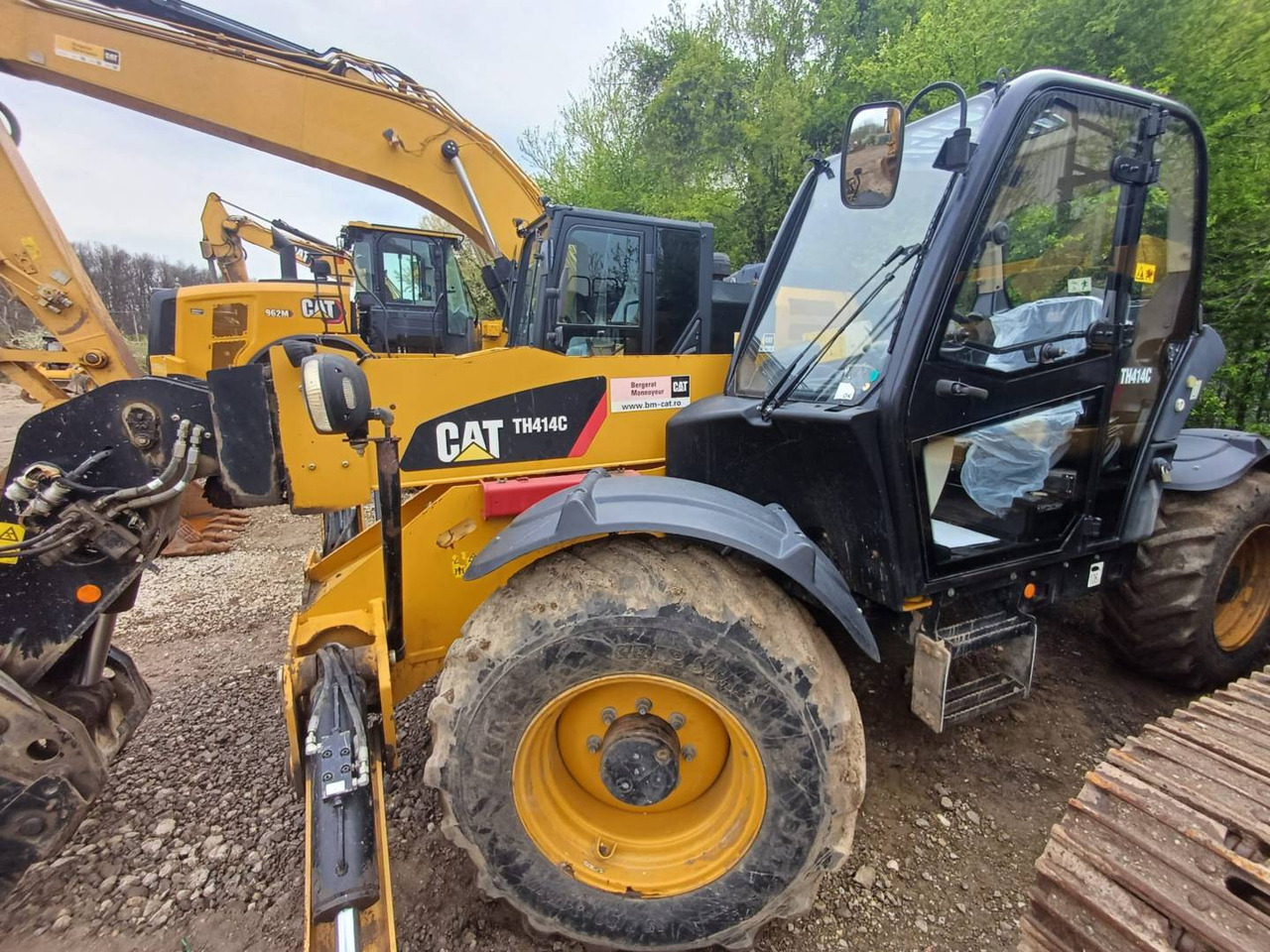 CAT TH414C - Телескопический погрузчик: фото 1 CAT TH414C - Телескопический погрузчик: фото 1