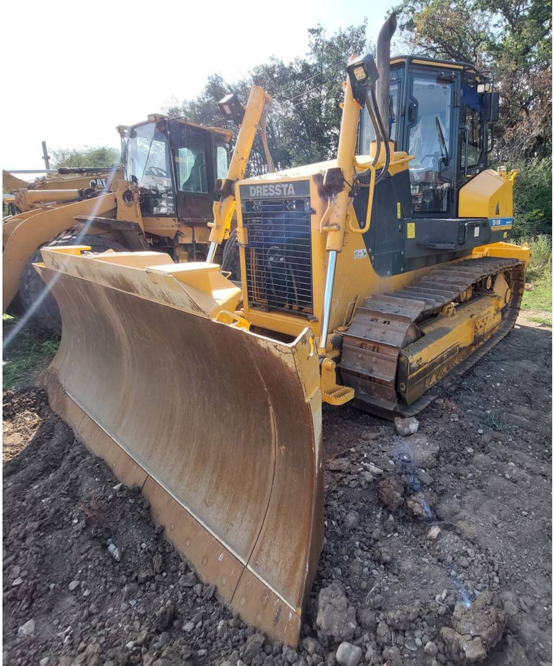 DRESSTA NORTH AMERICA TD-15M - Бульдозер: фото 1 DRESSTA NORTH AMERICA TD-15M - Бульдозер: фото 1