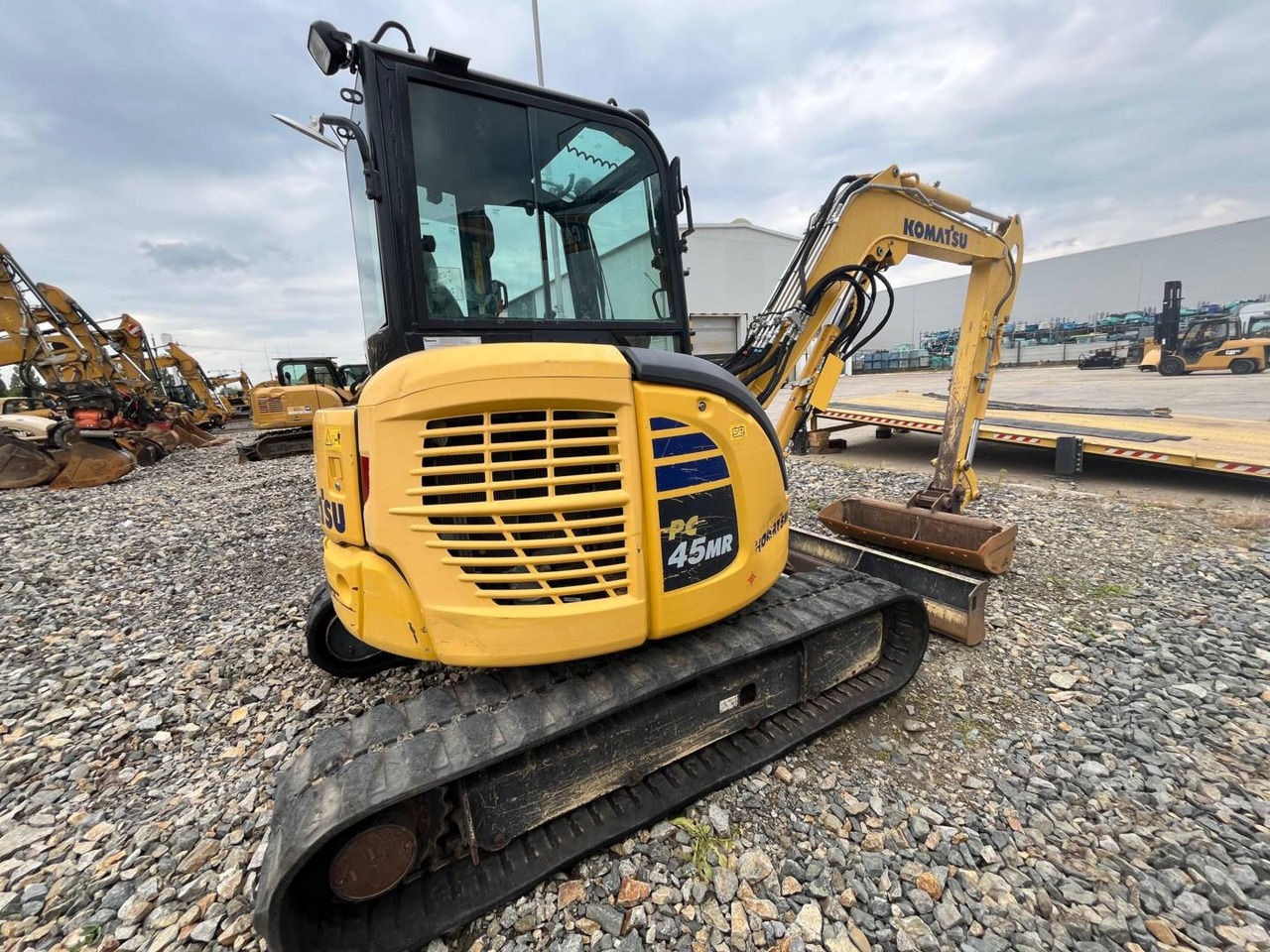 KOMATSU PC45MR - 5E0 - Мини-экскаватор: фото 3 KOMATSU PC45MR - 5E0 - Мини-экскаватор: фото 3