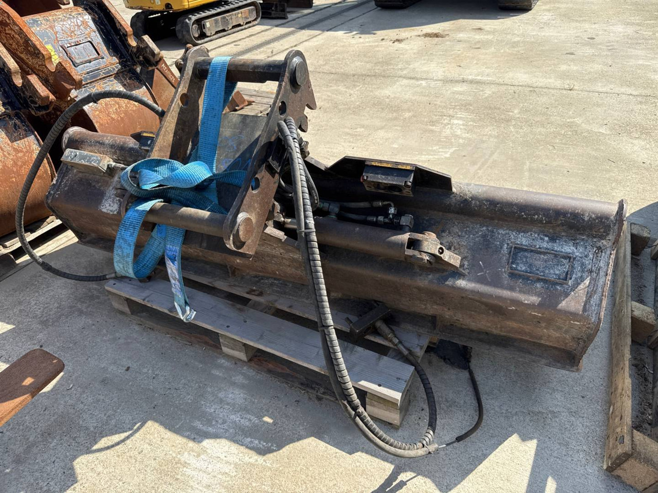 Гусеничный экскаватор CAT 308CR: фото 26