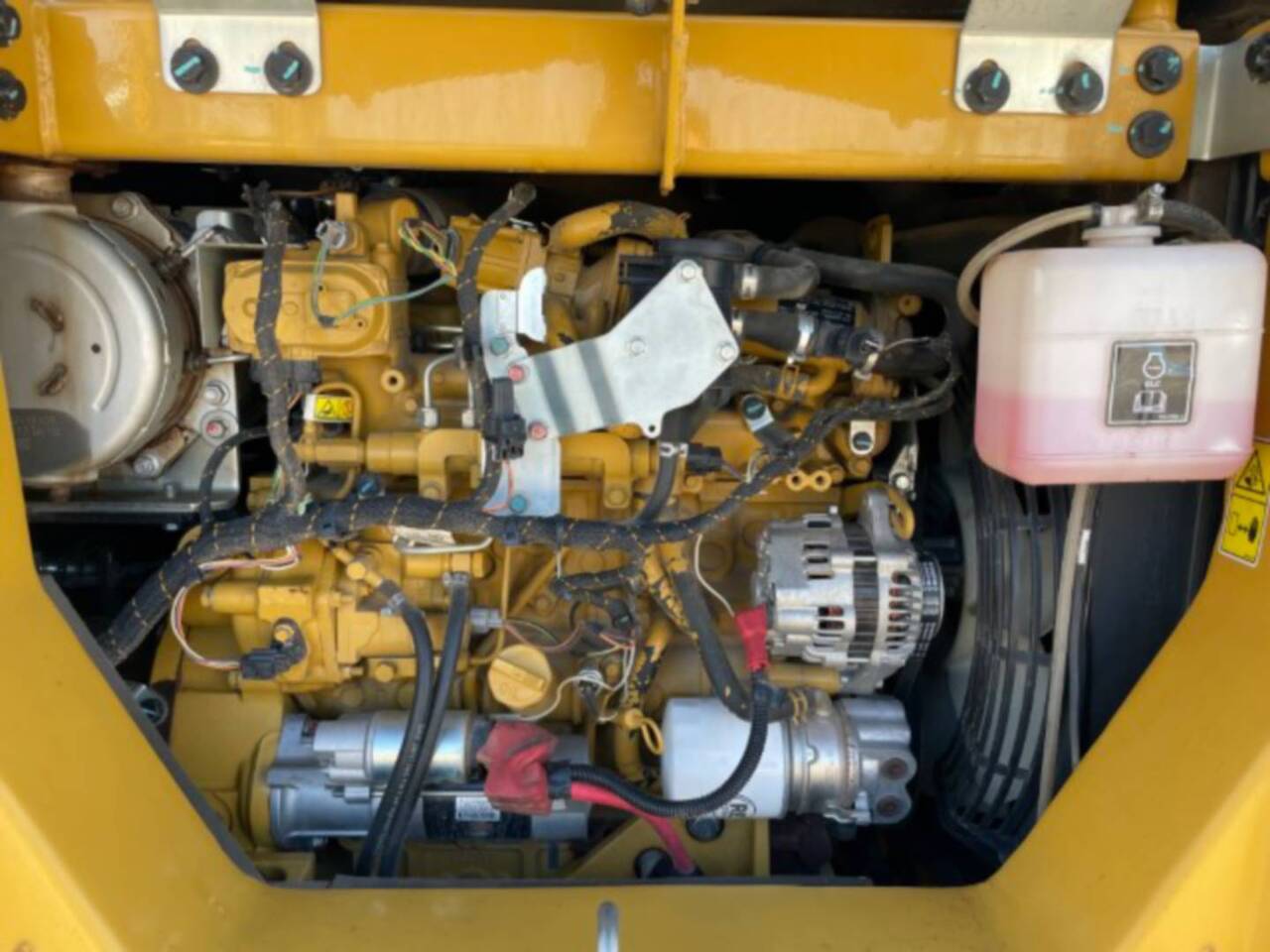 Гусеничный экскаватор CAT 308E2CR: фото 7