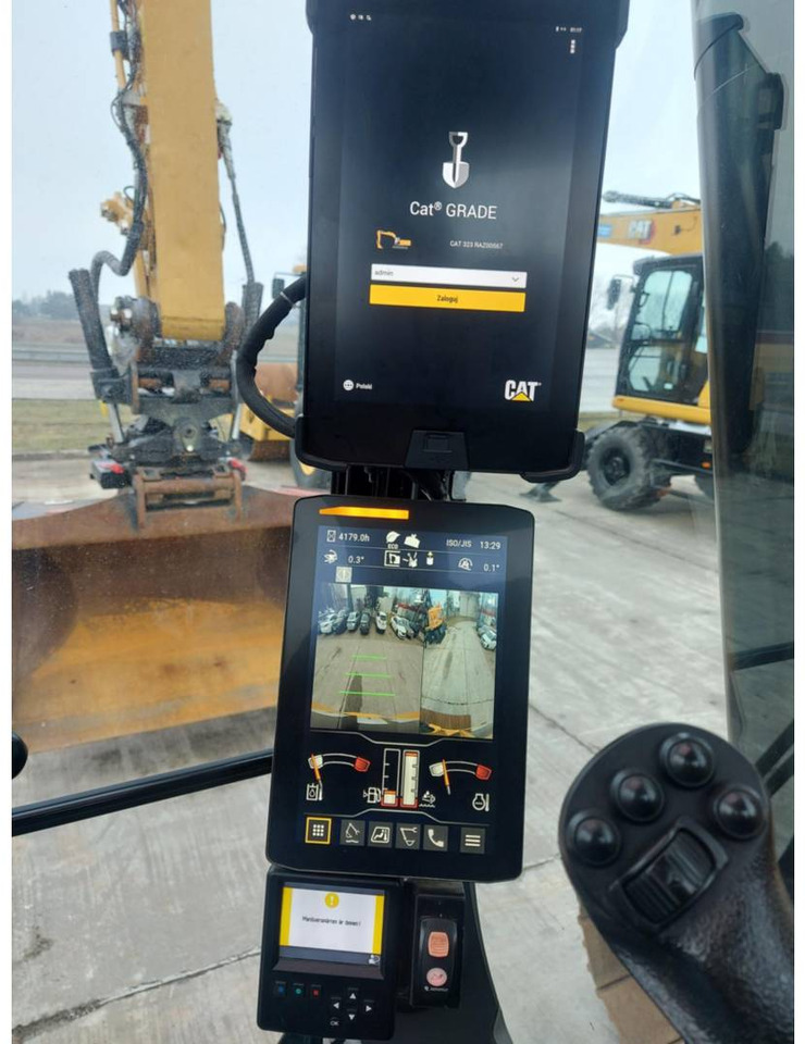 CAT 323 - Гусеничный экскаватор: фото 5 CAT 323 - Гусеничный экскаватор: фото 5