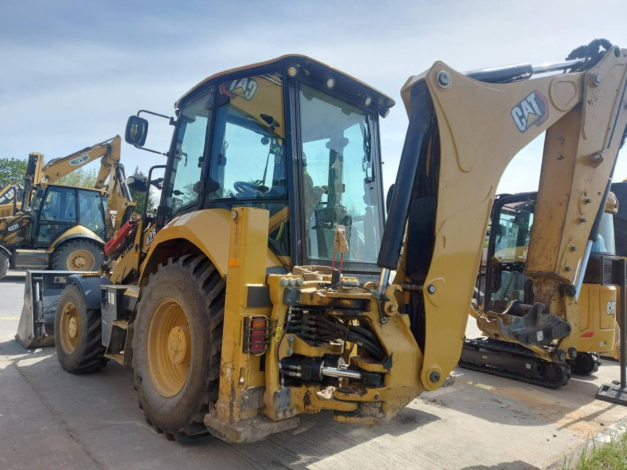 CAT 428 - Экскаватор-погрузчик: фото 4 CAT 428 - Экскаватор-погрузчик: фото 4