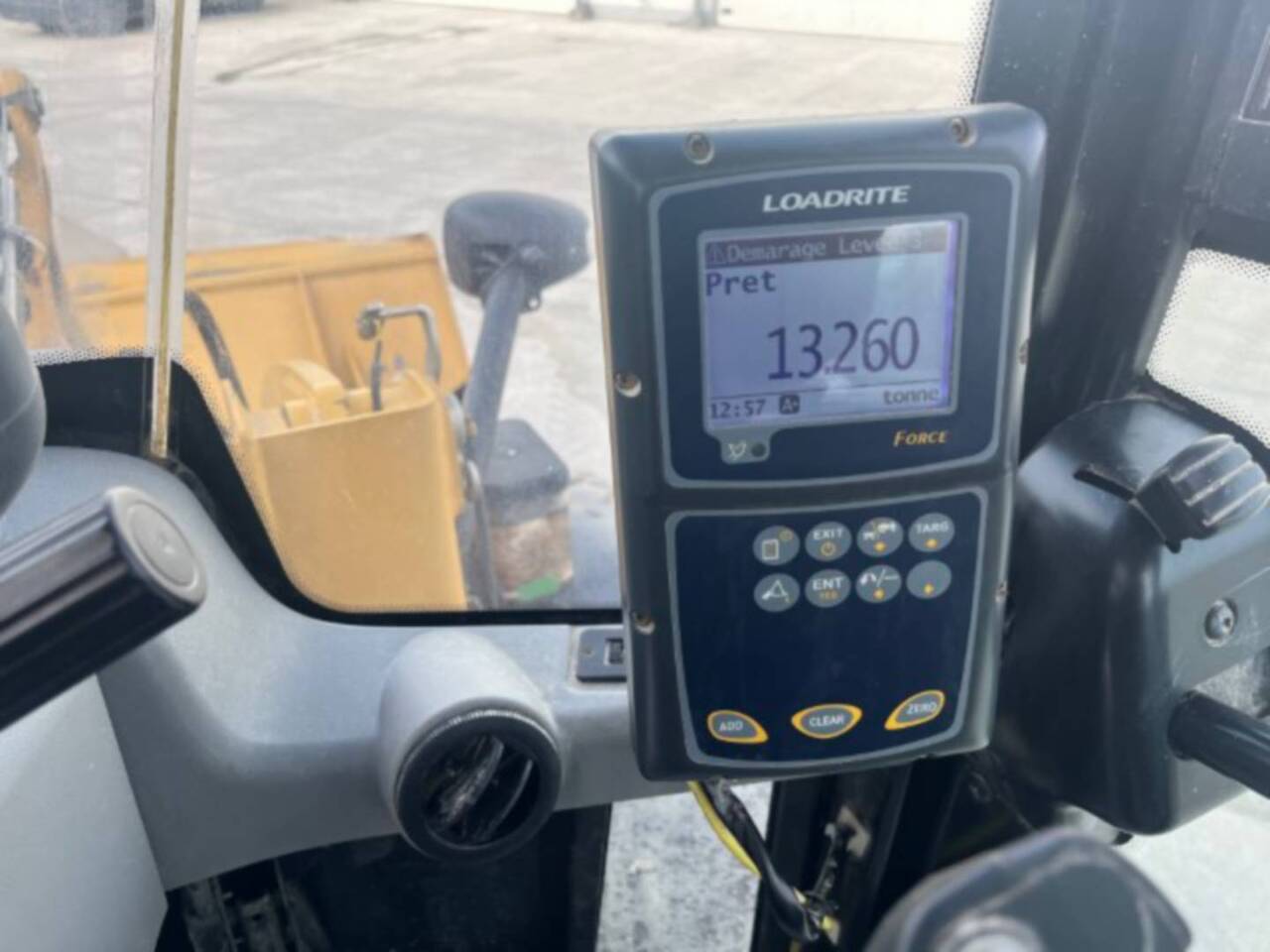 Колёсный погрузчик CAT 914K: фото 9