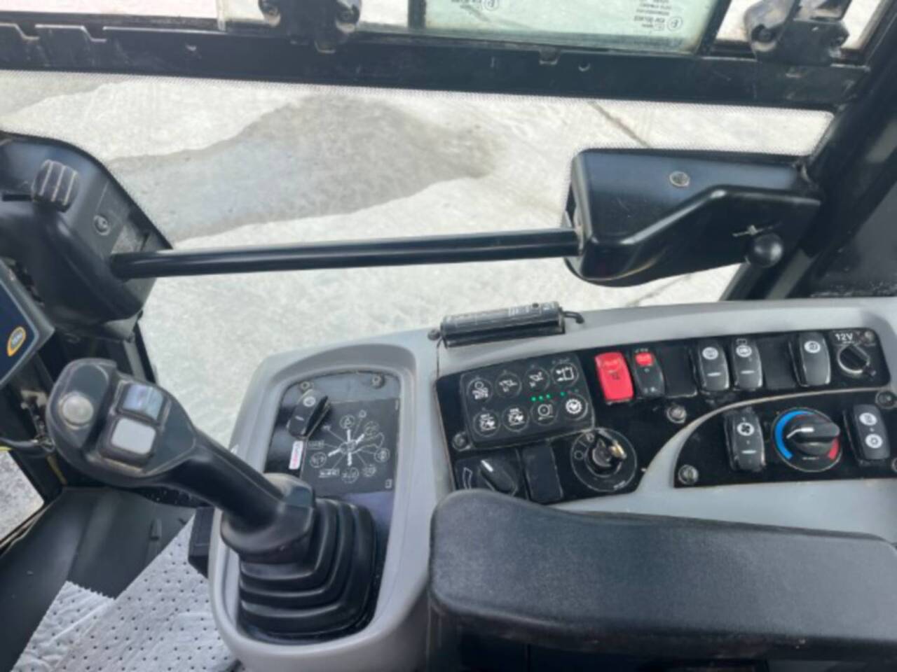 Колёсный погрузчик CAT 914K: фото 10