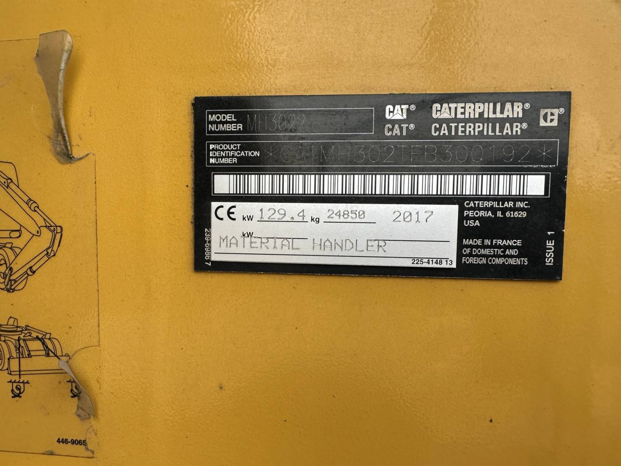 Колёсный экскаватор CAT MH3022: фото 6