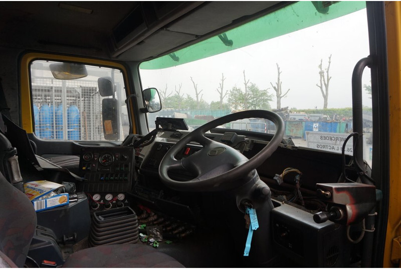 Mercedes-Benz ACTROS F07 MP1 RECHTS STUUR 748214V678262 - Кабина и интерьер для Грузовиков: фото 5 Mercedes-Benz ACTROS F07 MP1 RECHTS STUUR 748214V678262 - Кабина и интерьер для Грузовиков: фото 5