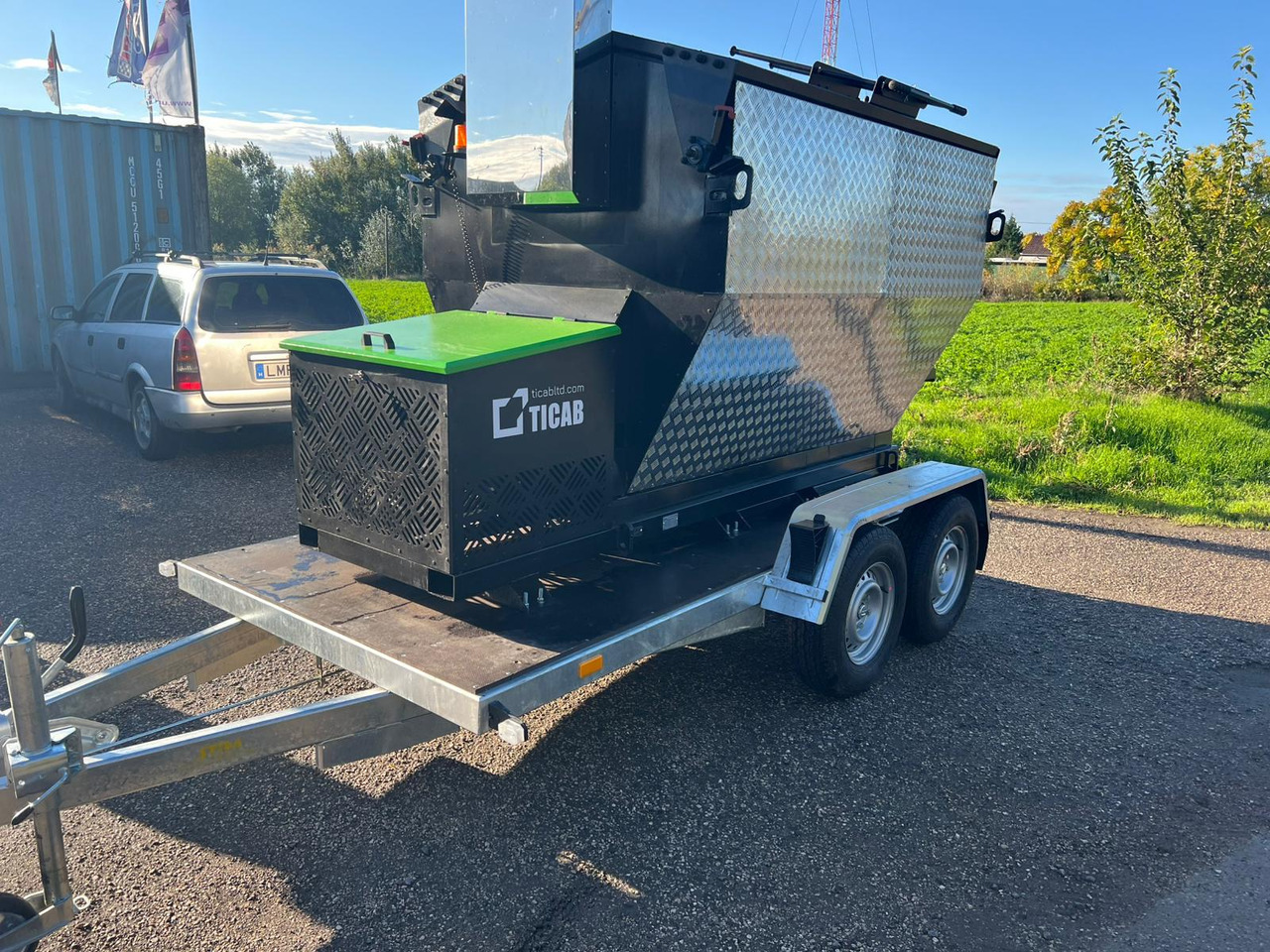 TICAB Asphalt Hot Box from the Manufacturer for 2,8 t, termiskais bunkurs asfaltam HB-2 - Асфальтоукладочная техника: фото 5 TICAB Asphalt Hot Box from the Manufacturer for 2,8 t, termiskais bunkurs asfaltam HB-2 - Асфальтоукладочная техника: фото 5