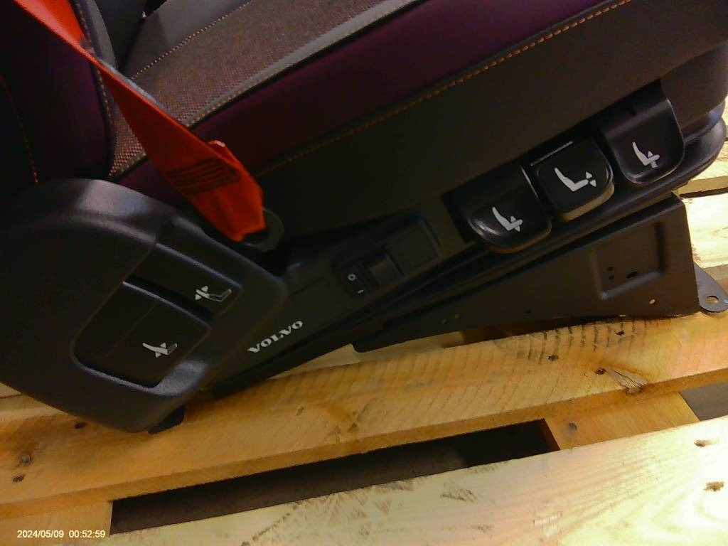 Новый Кабина для Грузовиков Volvo FM förarstol, 23766422: фото 7