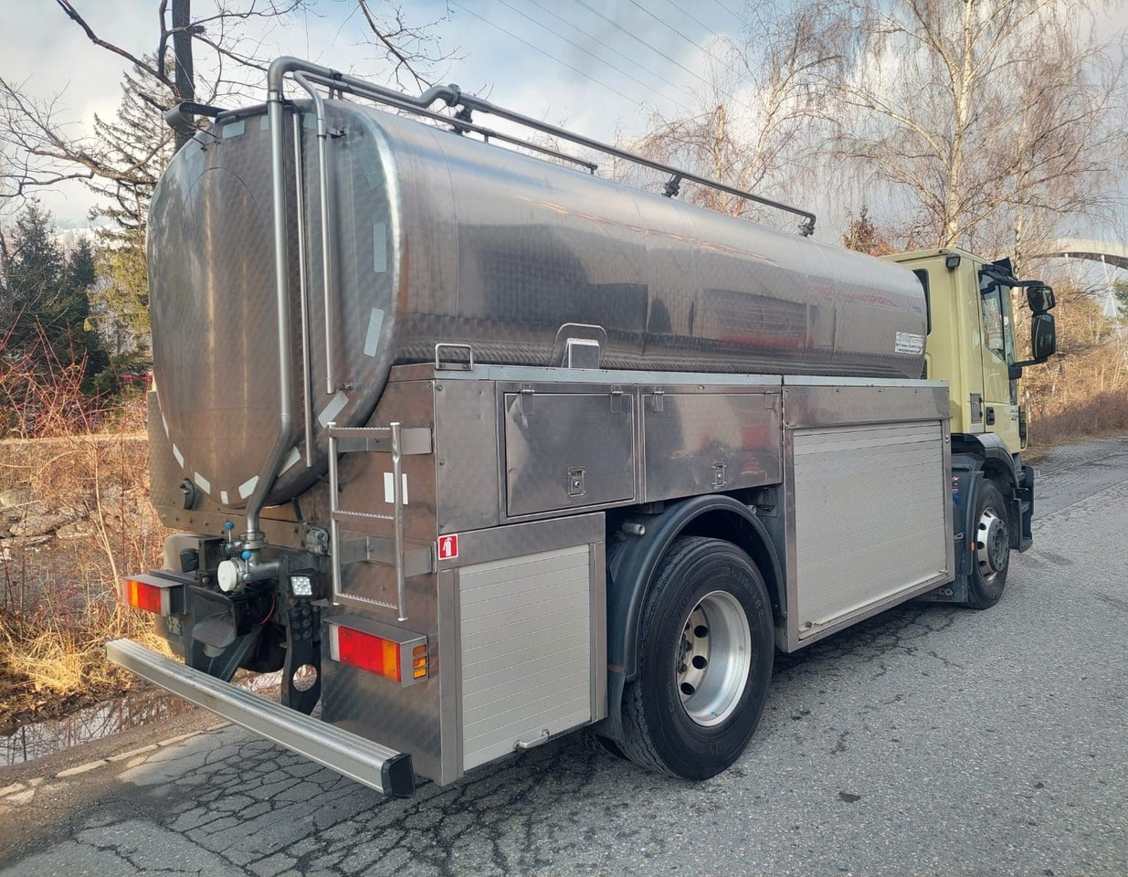 Iveco 190S40 Stralis 4x2, E6, Milchtank Jansky, RHD в лизинг Iveco 190S40 Stralis 4x2, E6, Milchtank Jansky, RHD: фото 6