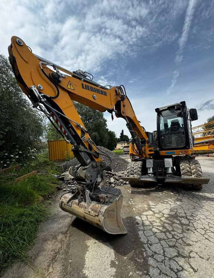 Liebherr A910 Compact Litronic,3 Schaufeln,Schnellwechsle - Колёсный экскаватор: фото 2 Liebherr A910 Compact Litronic,3 Schaufeln,Schnellwechsle - Колёсный экскаватор: фото 2