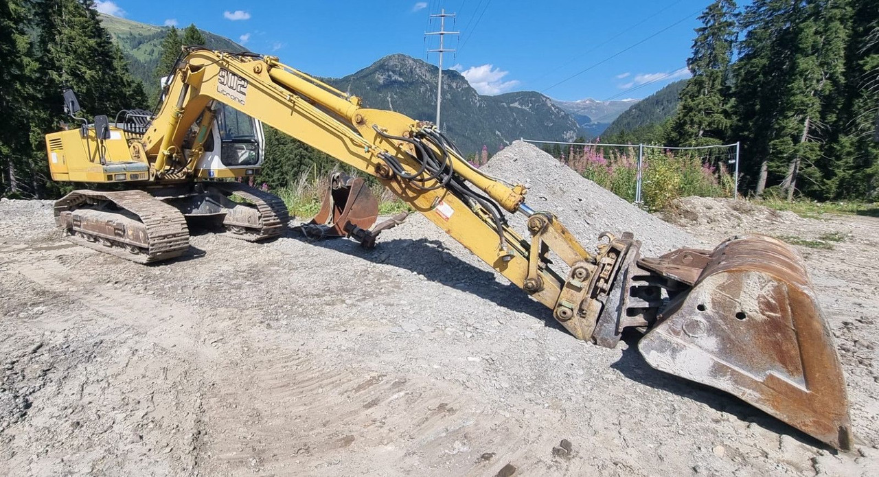 Liebherr R902 STD Litronic, 12995hours, 3 buckets - Гусеничный экскаватор: фото 1 Liebherr R902 STD Litronic, 12995hours, 3 buckets - Гусеничный экскаватор: фото 1