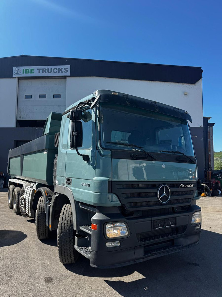 Mercedes-Benz Actros 4446 10x4, E5, MP2, EPS, Retarder - Самосвал: фото 2 Mercedes-Benz Actros 4446 10x4, E5, MP2, EPS, Retarder - Самосвал: фото 2