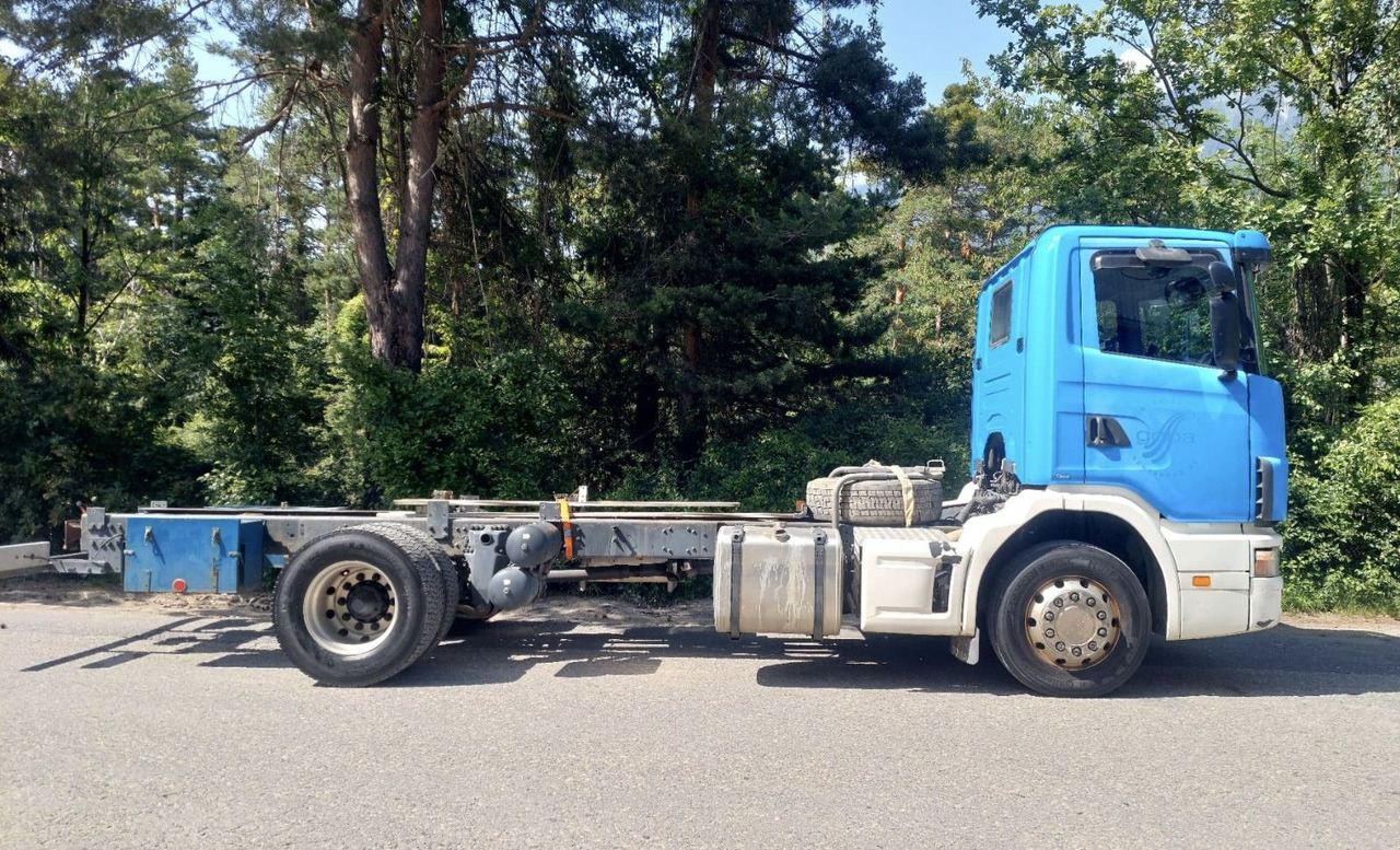 Грузовик-шасси Scania R124LB 420 4x2, Euro 3: фото 7