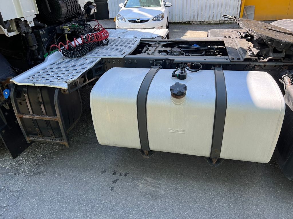 DAF CF440 FT 4x2, E6, PTO, Standklima, 10x DAF CF440 FT 4x2, E6, PTO, Standklima, 10x - Тягач: фото 5 DAF CF440 FT 4x2, E6, PTO, Standklima, 10x DAF CF440 FT 4x2, E6, PTO, Standklima, 10x - Тягач: фото 5