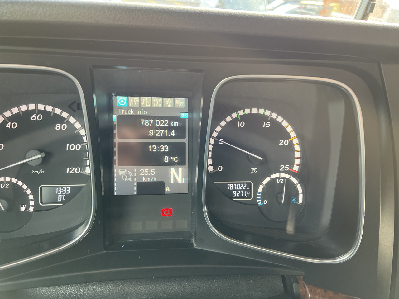 Тягач MERCEDES-BENZ Actros 1845 4x2, E6, Retarder: фото 10