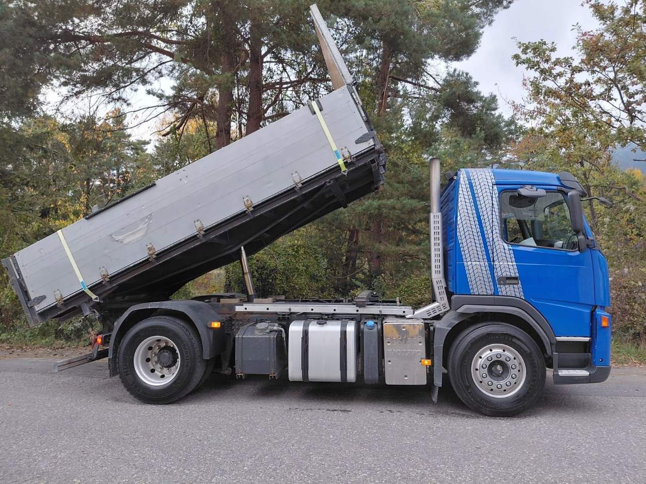 Volvo FM440 4x2, Euro 5, Kipper - Самосвал: фото 2 Volvo FM440 4x2, Euro 5, Kipper - Самосвал: фото 2