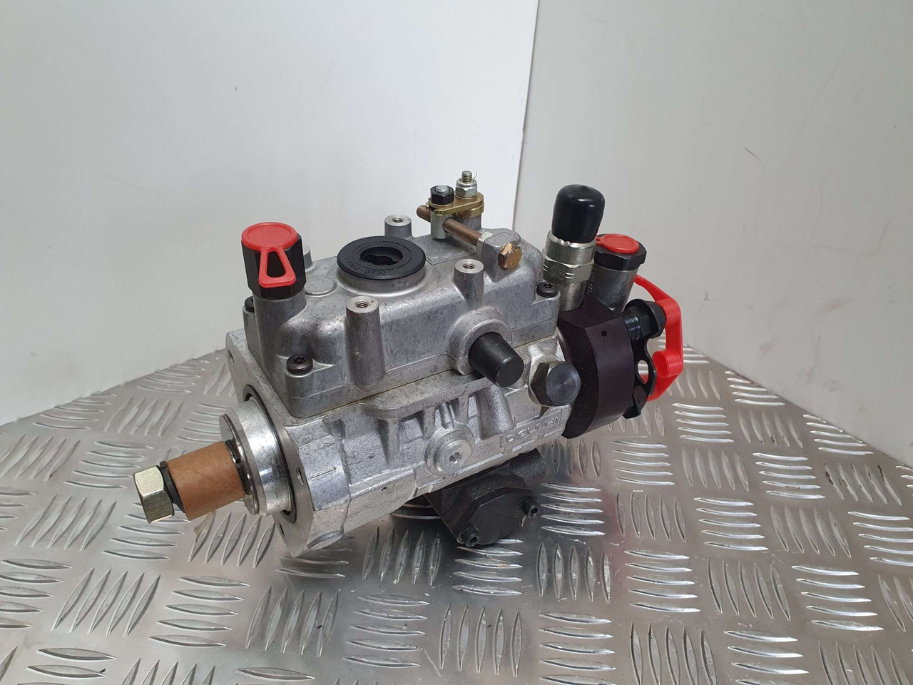 Delphi 9322A160G injection pump. - Двигатель и запчасти для Строительной техники: фото 2 Delphi 9322A160G injection pump. - Двигатель и запчасти для Строительной техники: фото 2