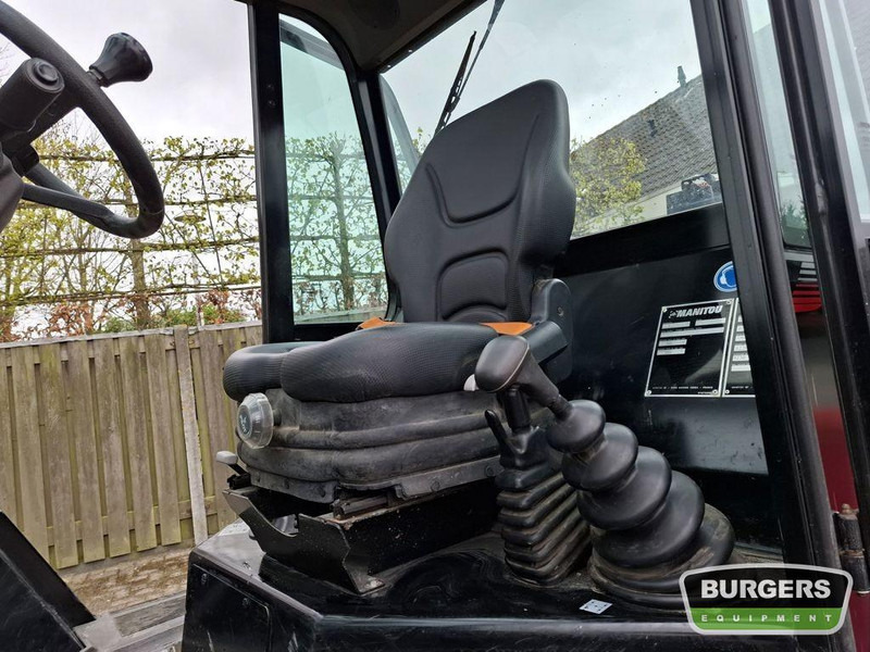 Внедорожный погрузчик Manitou M30-4: фото 9 Внедорожный погрузчик Manitou M30-4: фото 9