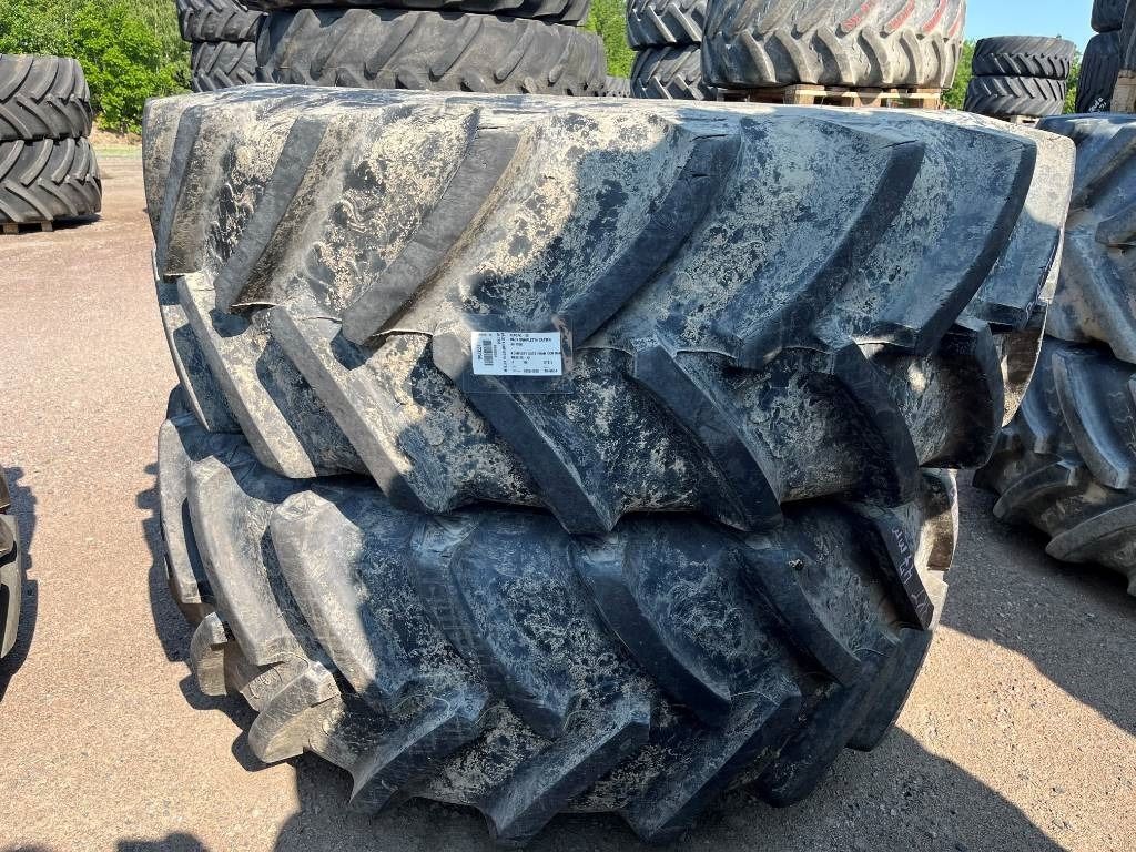 BKT 620/70R42 John Deere 7930 - Шина для Сельскохозяйственной техники: фото 1 BKT 620/70R42 John Deere 7930 - Шина для Сельскохозяйственной техники: фото 1