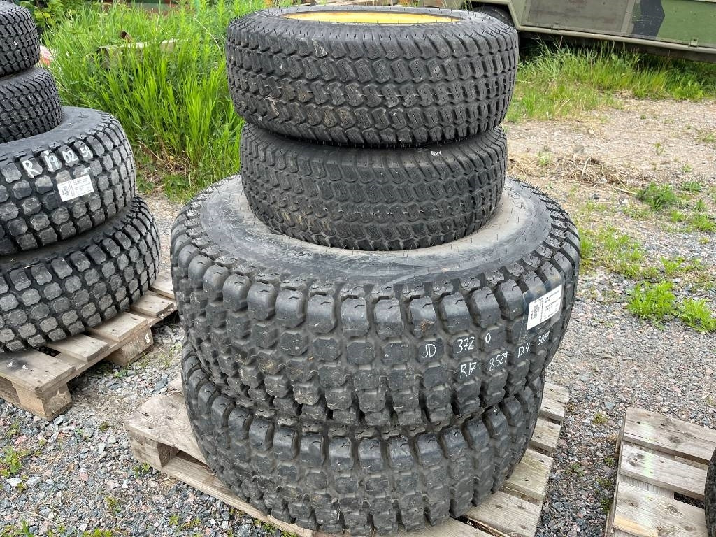 Galaxy 41X14,00-20 , 27X8,50-15 John Deere 3720 - Колесо: фото 1 Galaxy 41X14,00-20 , 27X8,50-15 John Deere 3720 - Колесо: фото 1