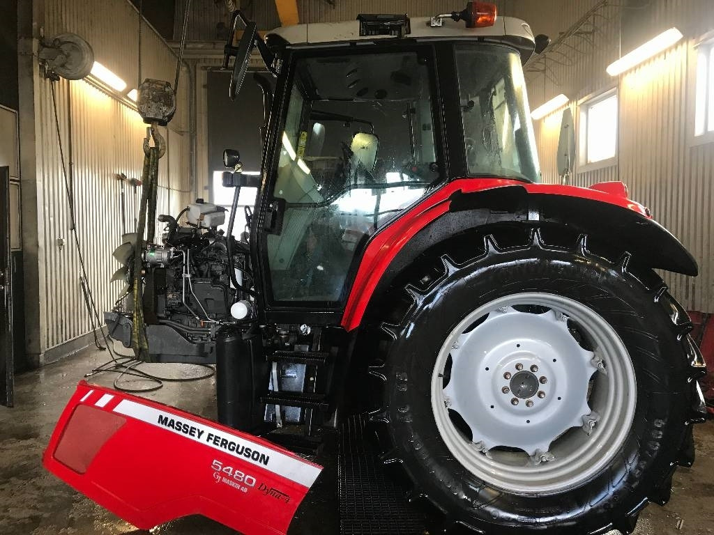 Massey Ferguson 5480 Dismantled for spare parts - Трактор: фото 1 Massey Ferguson 5480 Dismantled for spare parts - Трактор: фото 1