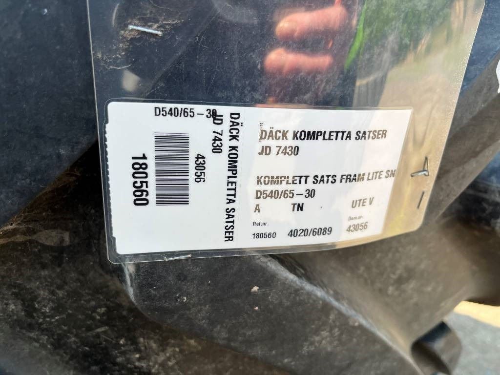 Michelin 540/65R30 till John Deere 7430 - Шина для Сельскохозяйственной техники: фото 2 Michelin 540/65R30 till John Deere 7430 - Шина для Сельскохозяйственной техники: фото 2