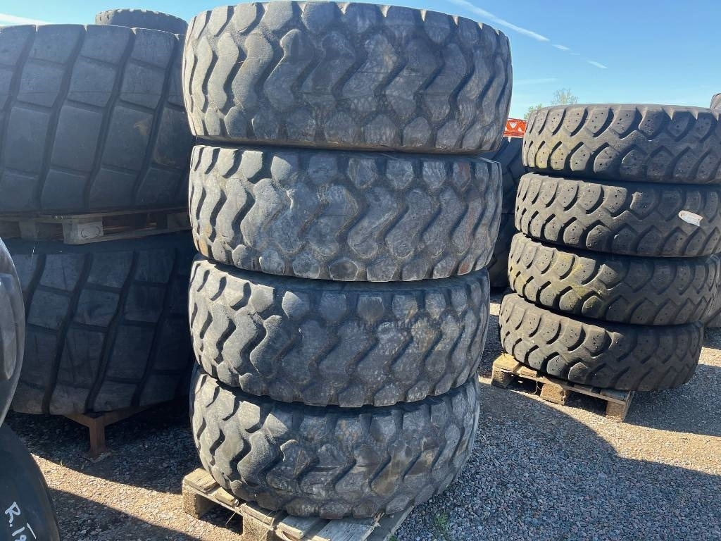 Michelin XHA 17,5-R25 till Volvo L50E C D B - Шина для Строительной техники: фото 1 Michelin XHA 17,5-R25 till Volvo L50E C D B - Шина для Строительной техники: фото 1