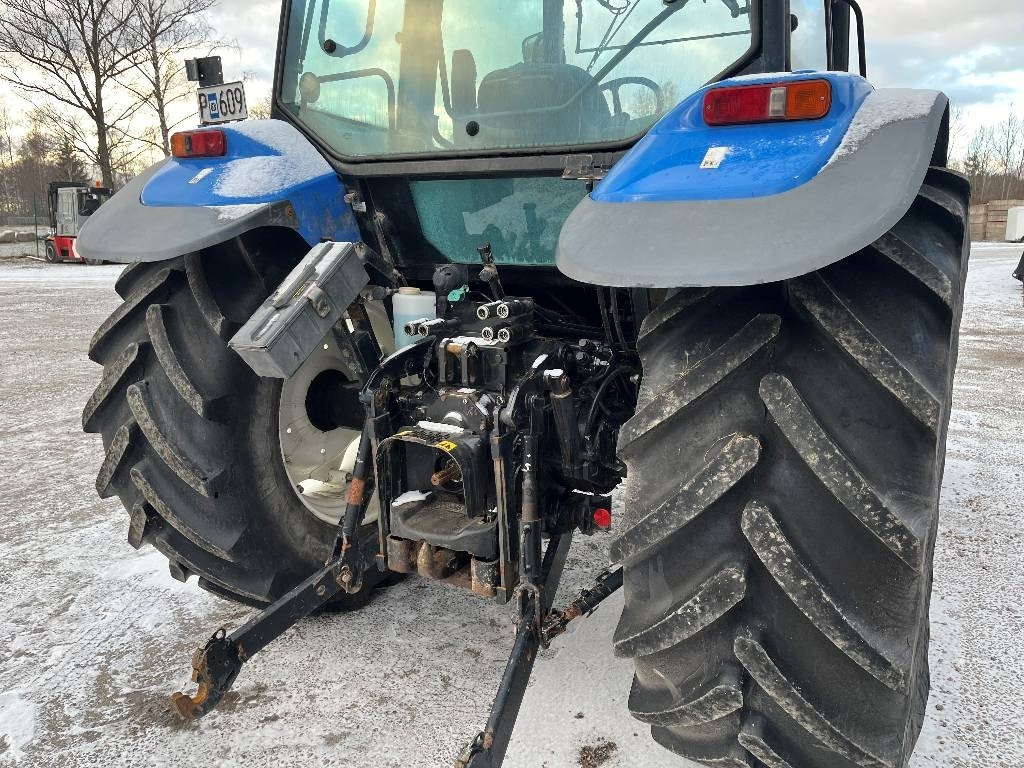 New Holland T 5070 Dismantled. Only spare parts - Трактор: фото 4 New Holland T 5070 Dismantled. Only spare parts - Трактор: фото 4