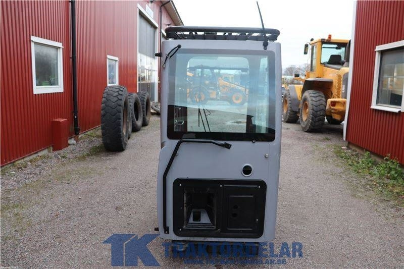 New Holland WE150C - Кабина для Сельскохозяйственной техники: фото 3 New Holland WE150C - Кабина для Сельскохозяйственной техники: фото 3