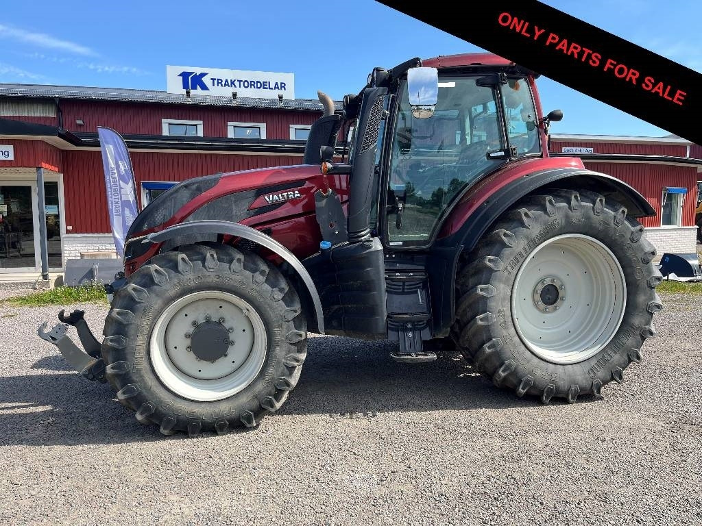 Valtra Valmet T174E Dismantled. Only spare parts - Трактор: фото 1 Valtra Valmet T174E Dismantled. Only spare parts - Трактор: фото 1