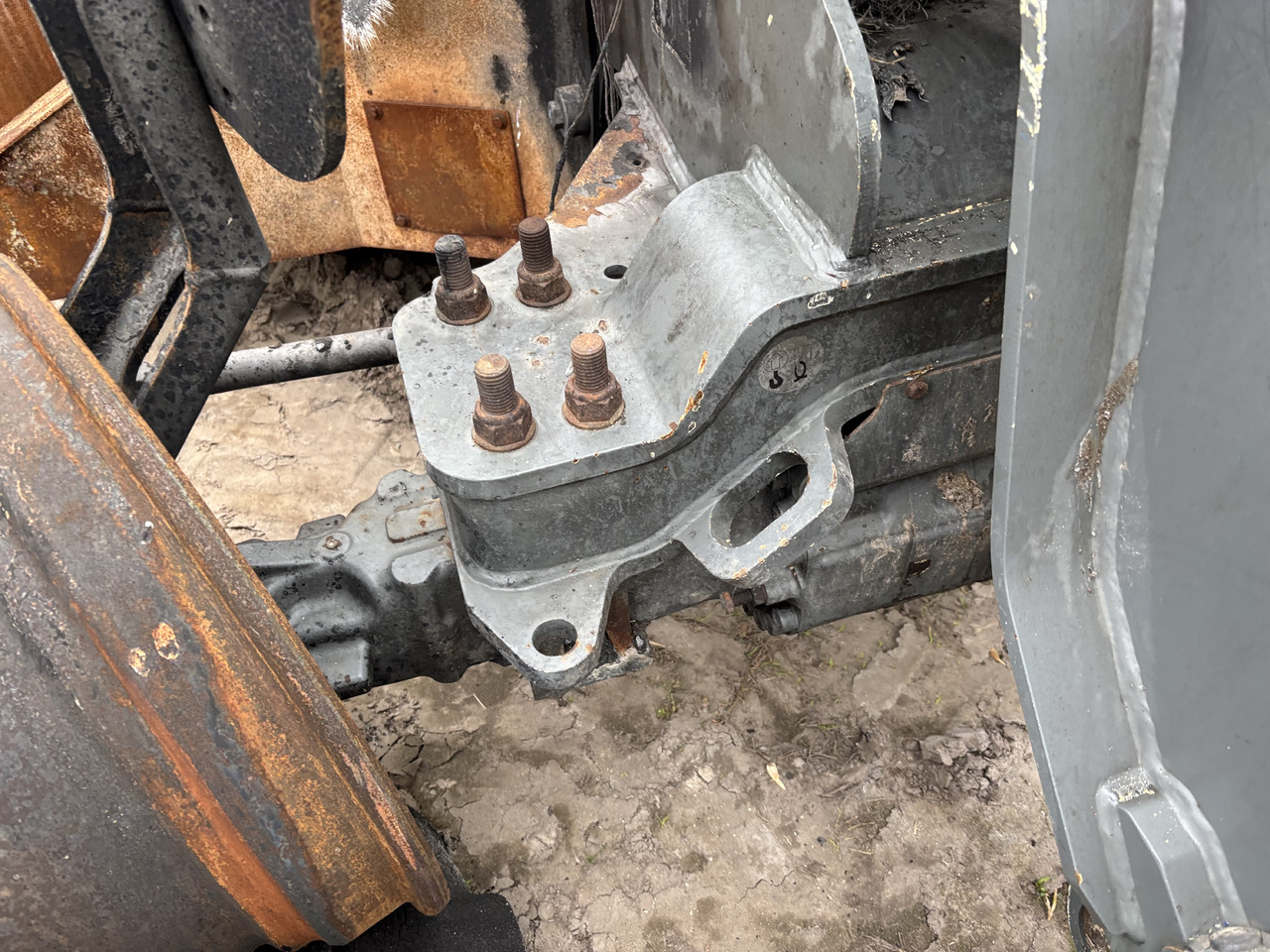 CLAAS Scorpion 7044 Wałek Przegubowy 00 1301 882 1 00 1300 413 1 0013018821 0013004131 - Трансмиссия для Сельскохозяйственной техники: фото 4 CLAAS Scorpion 7044 Wałek Przegubowy 00 1301 882 1 00 1300 413 1 0013018821 0013004131 - Трансмиссия для Сельскохозяйственной техники: фото 4