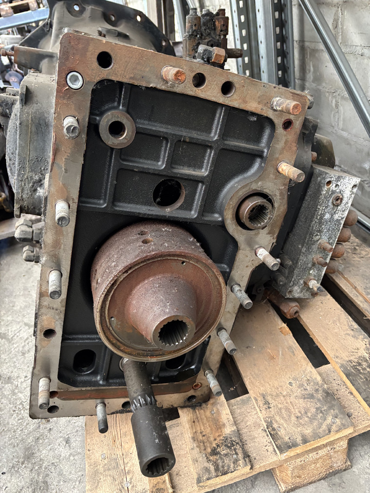 CNH 47639631 Skrzynia Biegów AutoCommand New Holland T7. 275 Case 270 Optum - Коробка передач для Сельскохозяйственной техники: фото 2 CNH 47639631 Skrzynia Biegów AutoCommand New Holland T7. 275 Case 270 Optum - Коробка передач для Сельскохозяйственной техники: фото 2