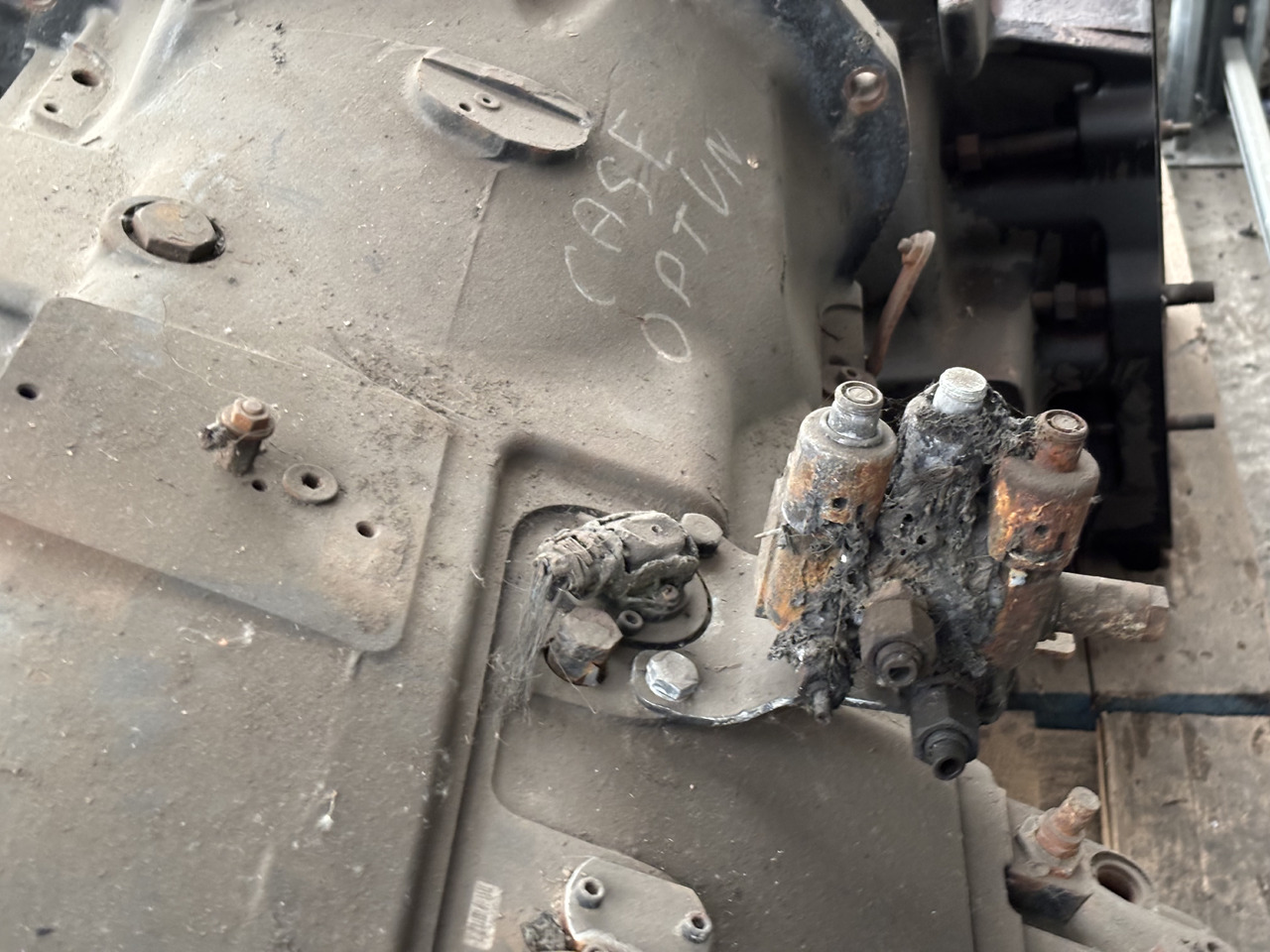 CNH 47639631 Skrzynia Biegów AutoCommand New Holland T7. 275 Case 270 Optum - Коробка передач для Сельскохозяйственной техники: фото 5 CNH 47639631 Skrzynia Biegów AutoCommand New Holland T7. 275 Case 270 Optum - Коробка передач для Сельскохозяйственной техники: фото 5