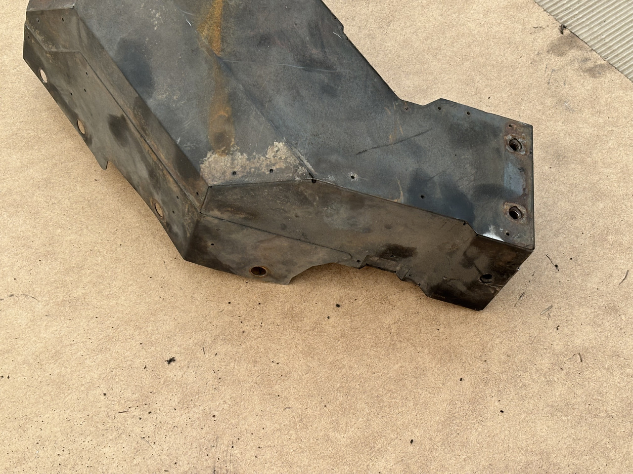 Claas Lexion 780 Osłona Obudowa Maska 00 0781 215 0 0007812150 - Капот для Зерноуборочных комбайнов: фото 2 Claas Lexion 780 Osłona Obudowa Maska 00 0781 215 0 0007812150 - Капот для Зерноуборочных комбайнов: фото 2