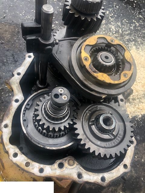 Сцепление и запчасти для Сельскохозяйственной техники Claas Ranger - Kosz Sprzęgłowy: фото 7