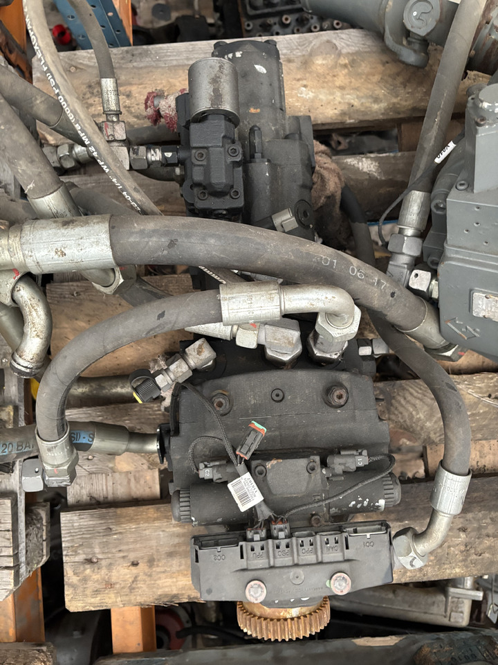 Claas Scorpion 736 Pompa Hydrauliczna - Гидравлический насос для Сельскохозяйственной техники: фото 3 Claas Scorpion 736 Pompa Hydrauliczna - Гидравлический насос для Сельскохозяйственной техники: фото 3