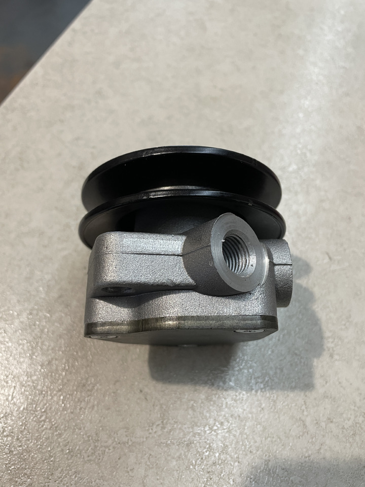 Deutz Agrotron - pompa paliwa zasilająca 02112672 - Топливный насос для Тракторов: фото 2 Deutz Agrotron - pompa paliwa zasilająca 02112672 - Топливный насос для Тракторов: фото 2