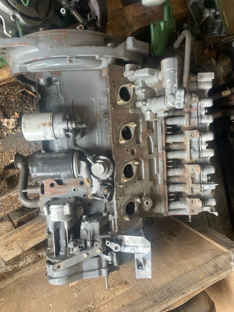 Deutz BF4L1011 blok wał głowica 04178912 - Двигатель и запчасти для Сельскохозяйственной техники: фото 4 Deutz BF4L1011 blok wał głowica 04178912 - Двигатель и запчасти для Сельскохозяйственной техники: фото 4