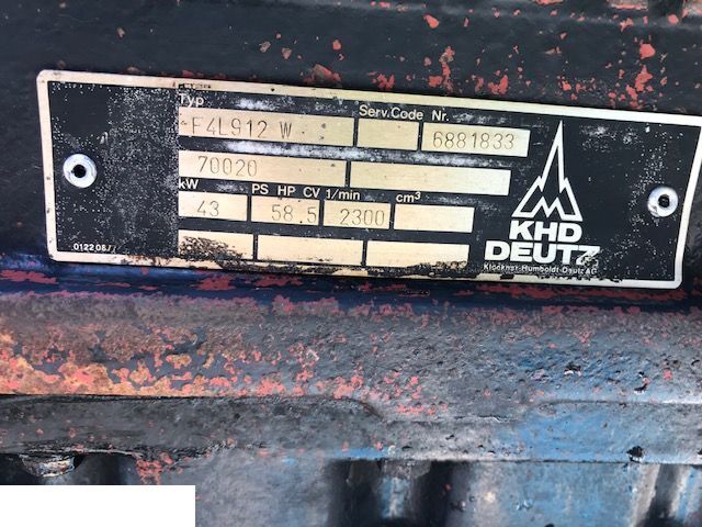 Deutz F4L912W - Wał - Двигатель и запчасти для Сельскохозяйственной техники: фото 1 Deutz F4L912W - Wał - Двигатель и запчасти для Сельскохозяйственной техники: фото 1