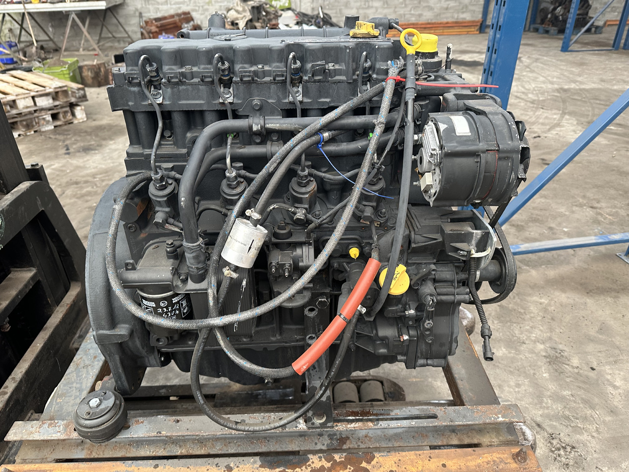 Deutz TD2011L04W - Двигатель для Строительной техники: фото 1 Deutz TD2011L04W - Двигатель для Строительной техники: фото 1