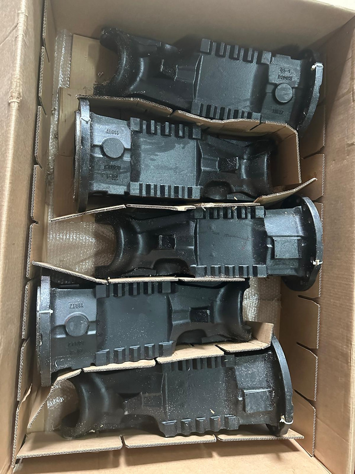 Deutz agrovector obudowa mostu pochwa mostu carraro 11817 - Ось и запчасти для Сельскохозяйственной техники: фото 3 Deutz agrovector obudowa mostu pochwa mostu carraro 11817 - Ось и запчасти для Сельскохозяйственной техники: фото 3