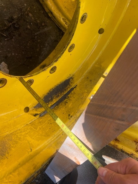 Felga John Deere 15x28 / AL118869 - Колесный диск для Сельскохозяйственной техники: фото 4 Felga John Deere 15x28 / AL118869 - Колесный диск для Сельскохозяйственной техники: фото 4