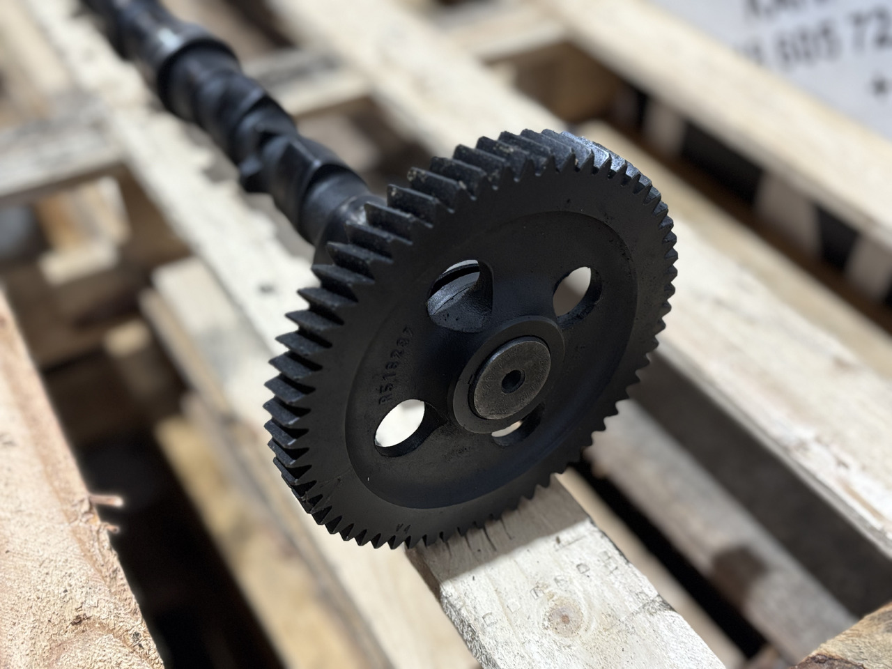 John Deere 6068T 544J Wałek Rozrządu R504535 R516237 - Распределительный вал для Сельскохозяйственной техники: фото 4 John Deere 6068T 544J Wałek Rozrządu R504535 R516237 - Распределительный вал для Сельскохозяйственной техники: фото 4