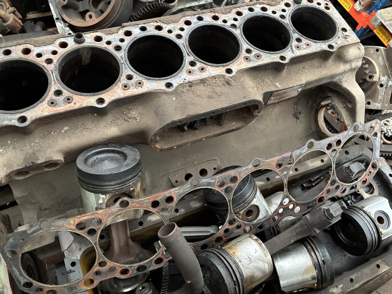 John Deere 6076 R109777 R109780 R109805 R109806 Cylinder Tłoki CZĘŚCI - Блок цилиндров для Сельскохозяйственной техники: фото 3 John Deere 6076 R109777 R109780 R109805 R109806 Cylinder Tłoki CZĘŚCI - Блок цилиндров для Сельскохозяйственной техники: фото 3