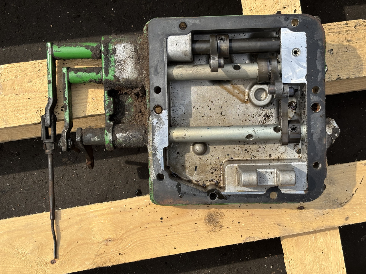 John Deere 6630 Zespół Zmiany Biegów L167547 - Рычаг переключения передач для Сельскохозяйственной техники: фото 2 John Deere 6630 Zespół Zmiany Biegów L167547 - Рычаг переключения передач для Сельскохозяйственной техники: фото 2