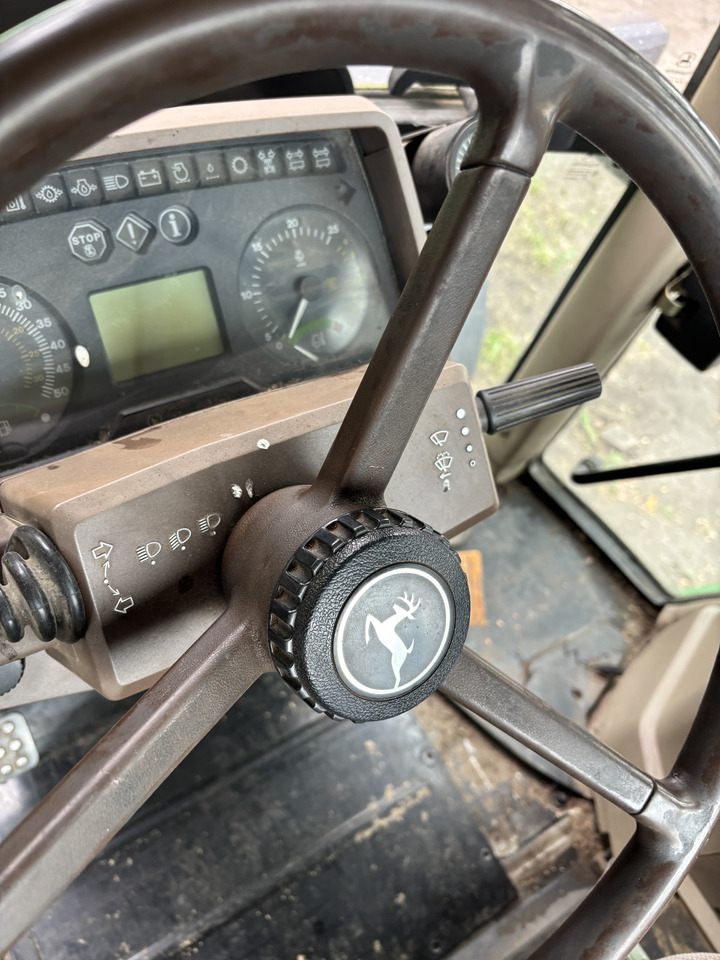 John Deere 6820 6920 - kabina plastiki licznik przełączniki - Кабина и интерьер: фото 2 John Deere 6820 6920 - kabina plastiki licznik przełączniki - Кабина и интерьер: фото 2